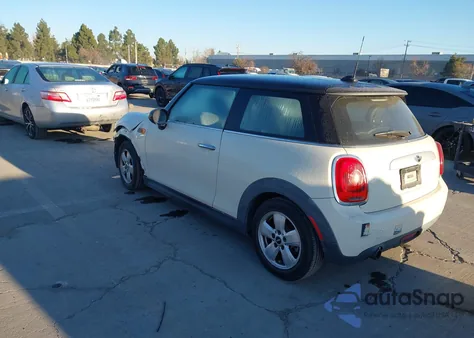 2015 Mini Hardtop Cooper из США, поврежденный, VIN WMWXM5C55F3A59110
